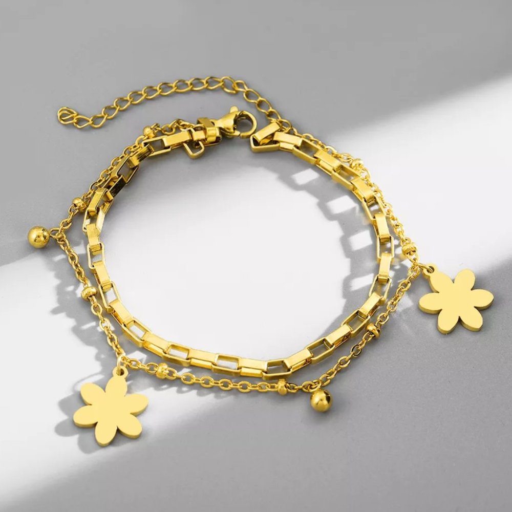 Flower Multilayer Bracelet With Small Bell Chains
